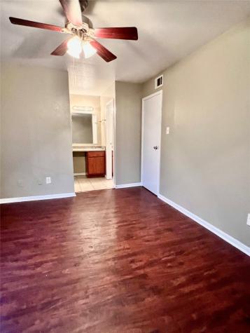 3506 Cove View Boulevard 1201 Galveston TX 77554