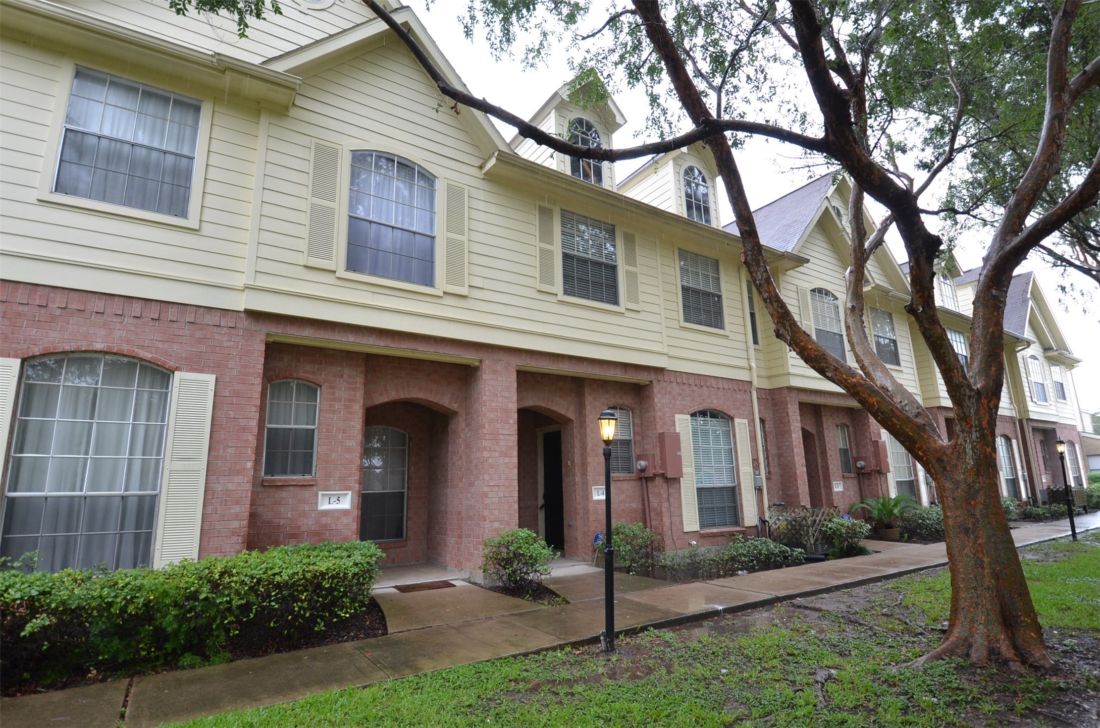 2710 Grants Lake Boulevard L4 Sugar Land TX 77479