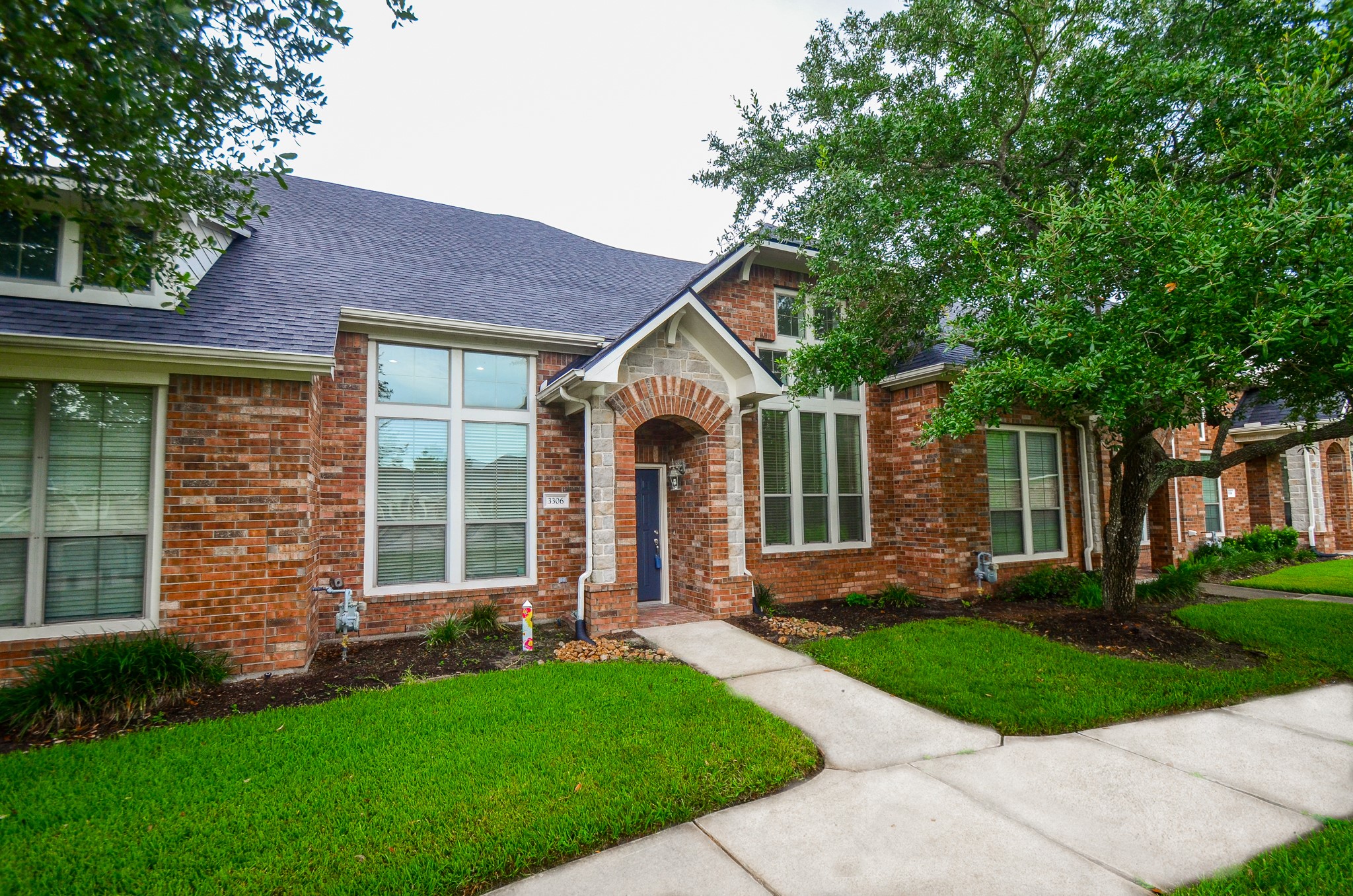 3306 Knollcrest Lane Pearland TX 77584