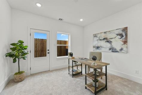1207 Cavalcade Street B Houston TX 77009