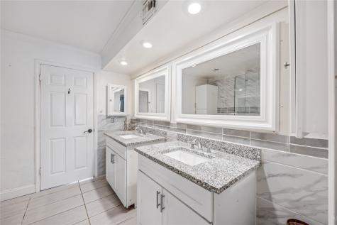 2574 Marilee Lane 2 Houston TX 77057