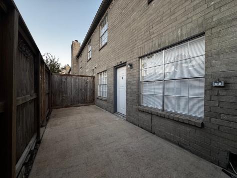 8247 Creekbend Drive 8247 Houston TX 77071