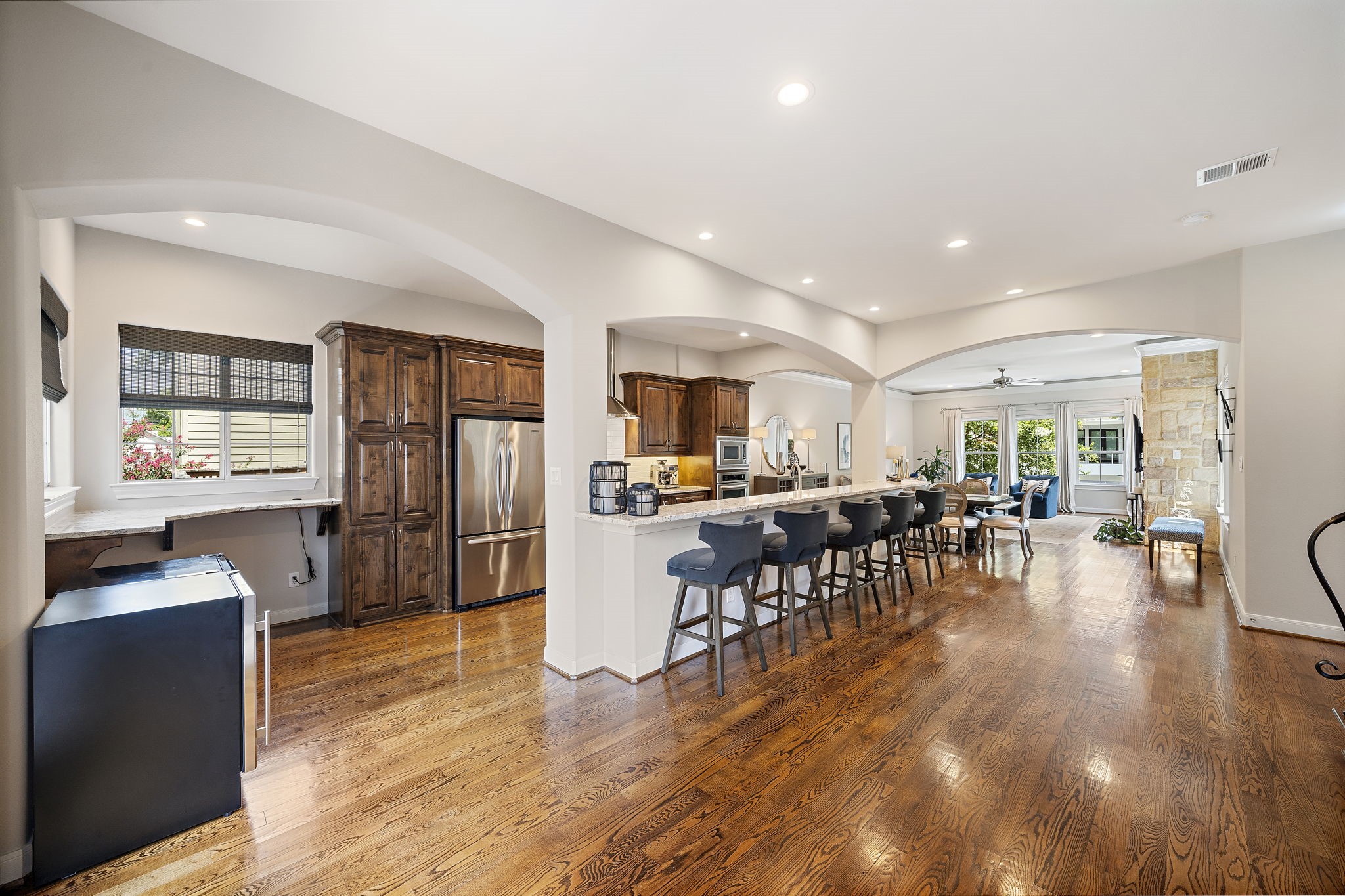 5715 Blossom Street Houston TX 77007