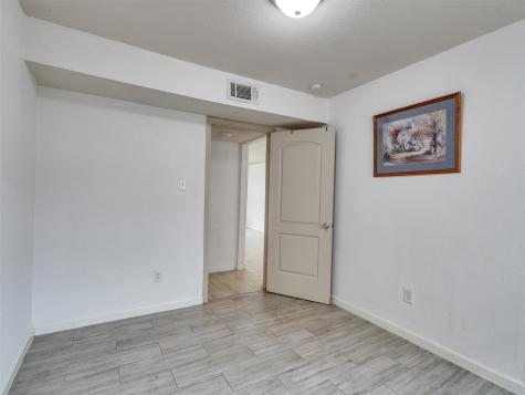 1701 Upland Drive 216 Houston TX 77043