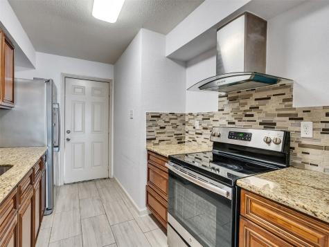 1701 Upland Drive 216 Houston TX 77043
