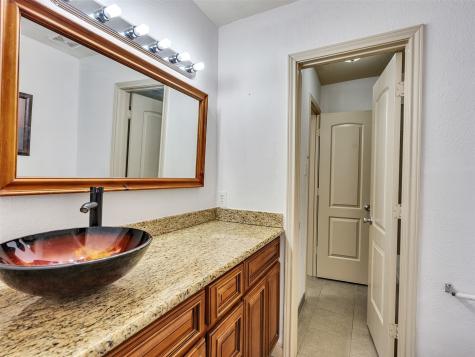 1701 Upland Drive 216 Houston TX 77043