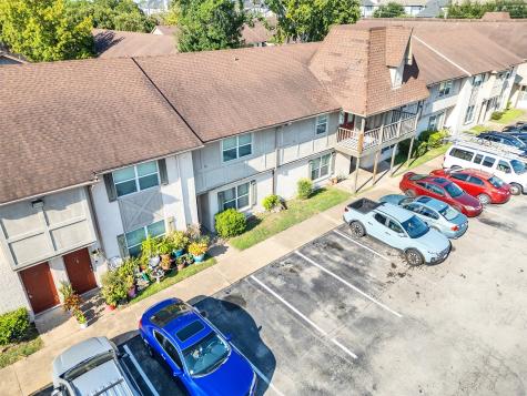 1701 Upland Drive 216 Houston TX 77043