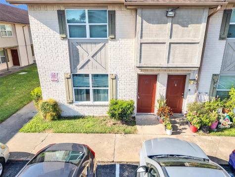 1701 Upland Drive 216 Houston TX 77043