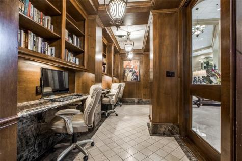 3525 Sage Road 318 Houston TX 77056
