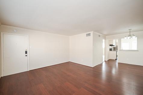 5230 Arboles Drive 4 Houston TX 77035