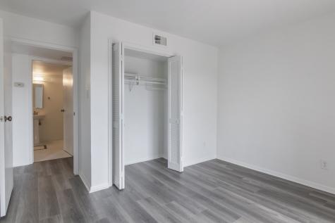 3025 Walnut Bend Lane 37 Houston TX 77042