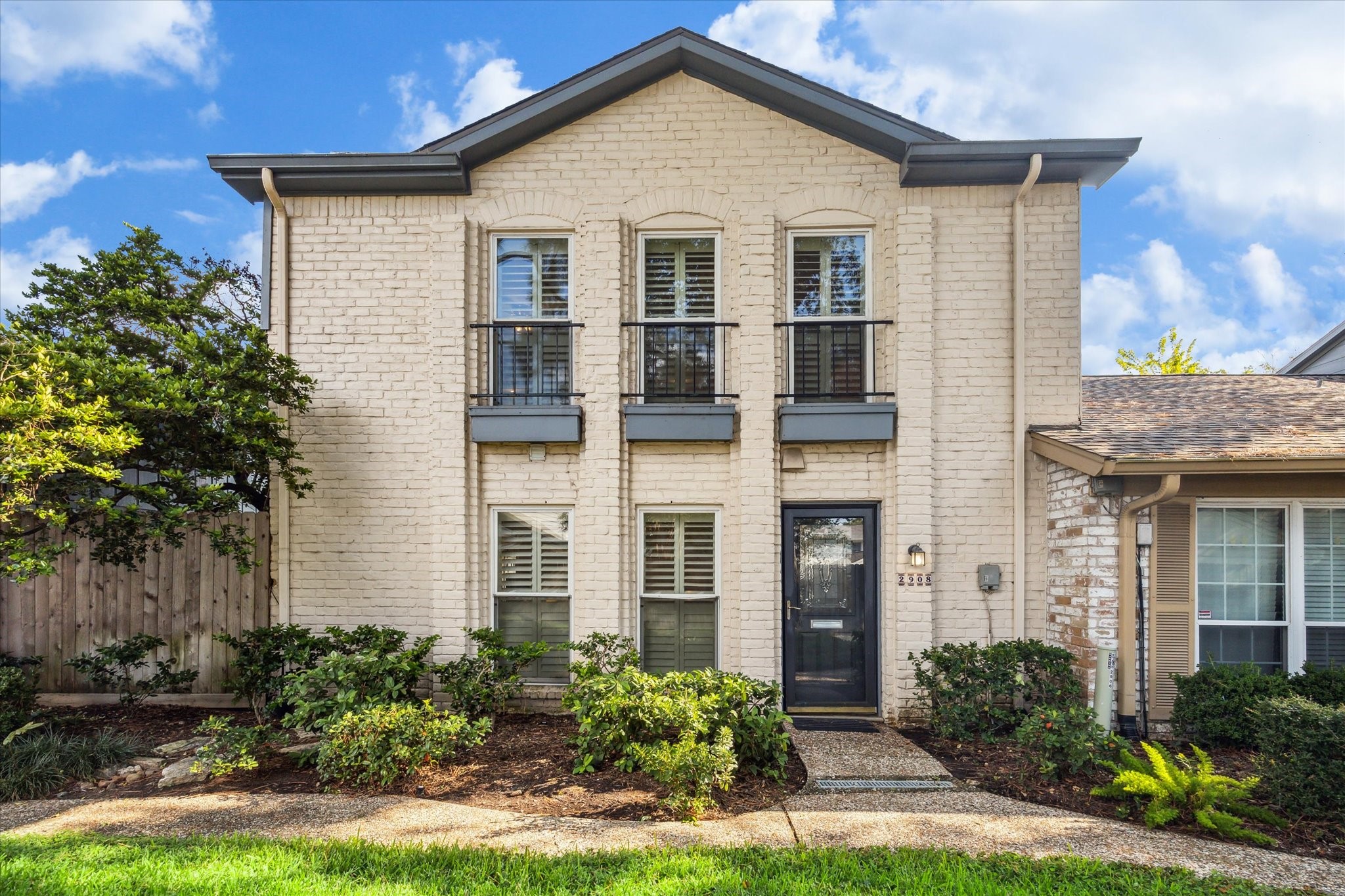2908 Gessner Road Houston TX 77080