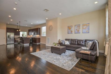 4723 Caroline Street Houston TX 77004