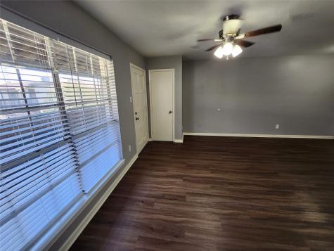 4500 Sherwood Lane 10 Houston TX 77092