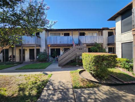 4500 Sherwood Lane 10 Houston TX 77092