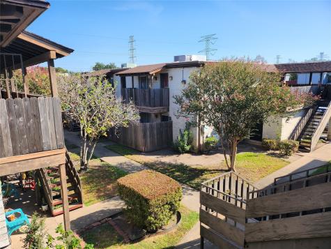 4500 Sherwood Lane 10 Houston TX 77092
