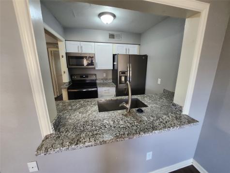 4500 Sherwood Lane 10 Houston TX 77092