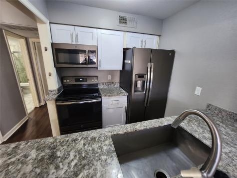 4500 Sherwood Lane 10 Houston TX 77092