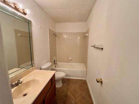 8287 Creekbend Drive 8287 Houston TX 77071