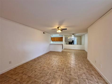 8287 Creekbend Drive 8287 Houston TX 77071