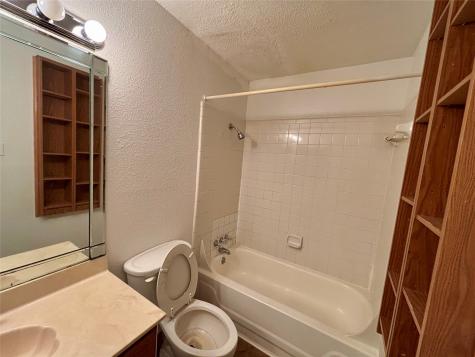 8287 Creekbend Drive 8287 Houston TX 77071