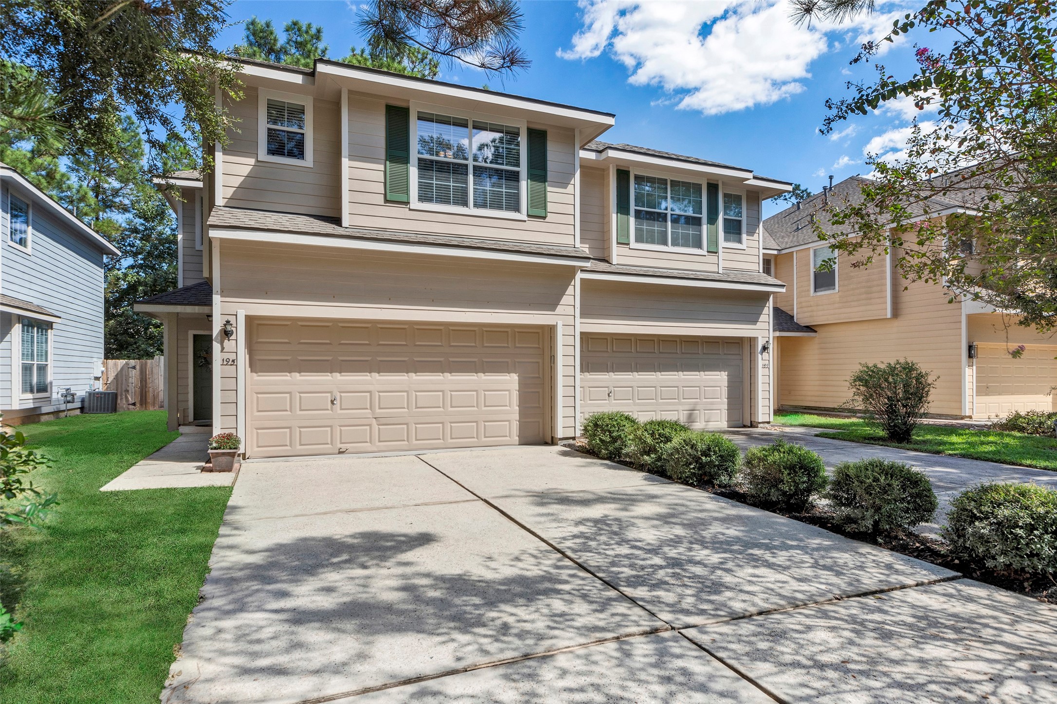 195 W Stedhill Loop Conroe TX 77384
