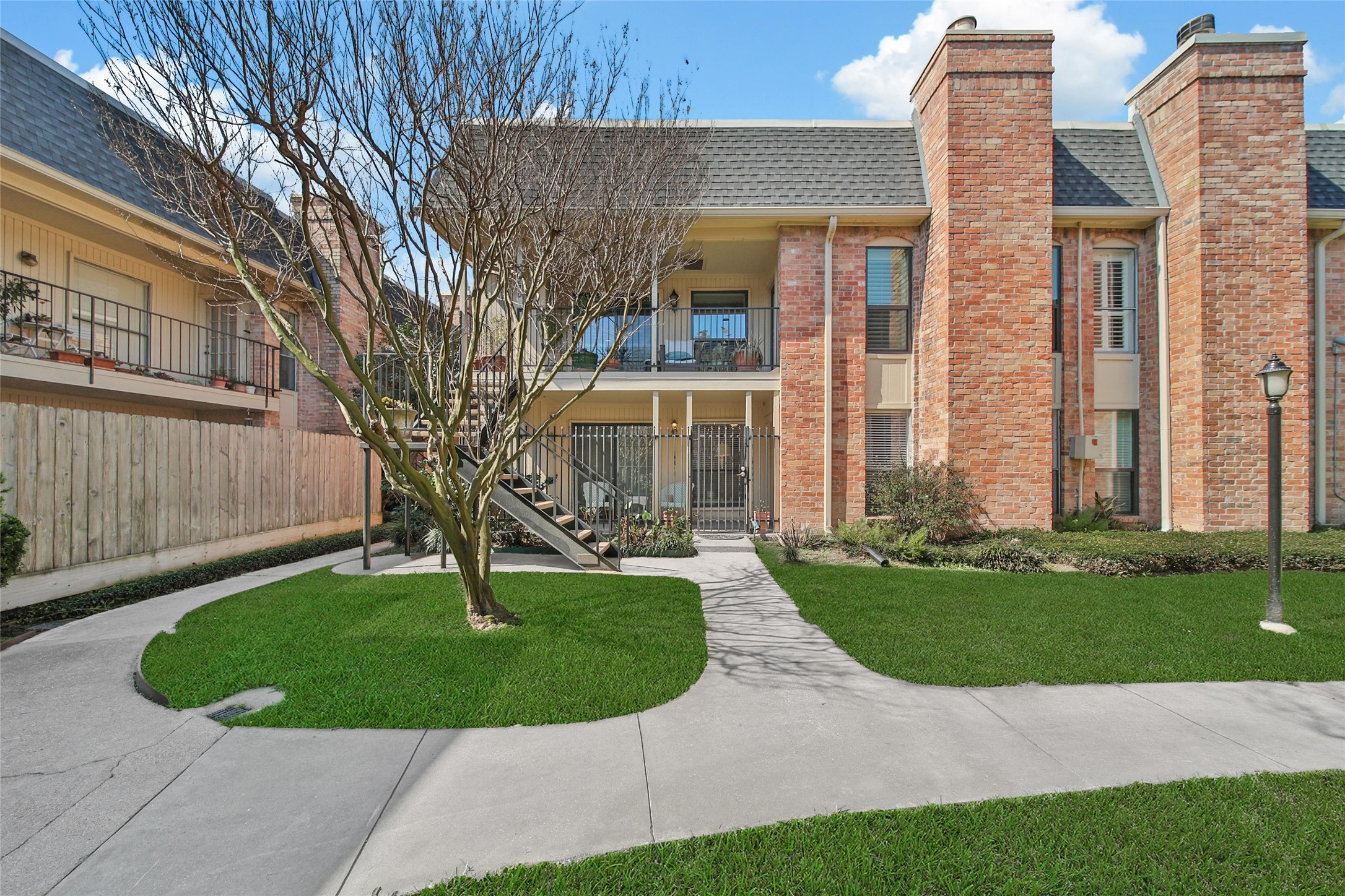 1601 S Shepherd Drive 170 Houston TX 77019