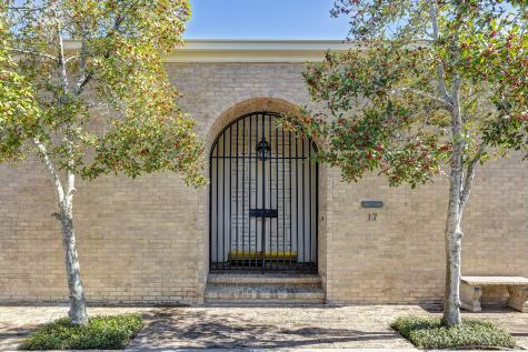 5000 Longmont Drive 17 Houston TX 77056