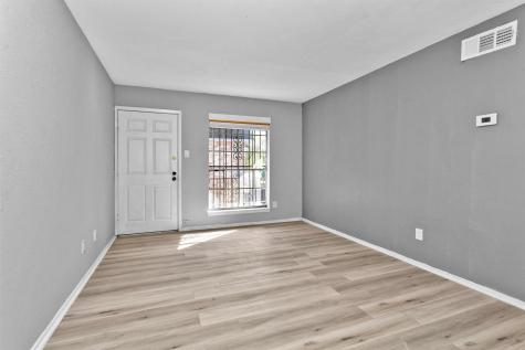201 W Rosamond Street 41 Houston TX 77076