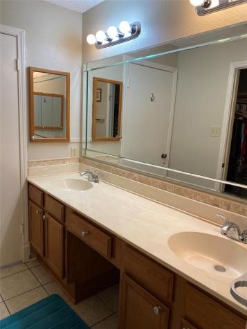 8435 Sands Point Drive Houston TX 77036
