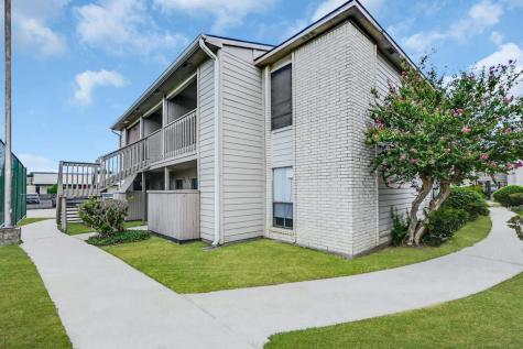 3919 Fairmont Parkway 236 Pasadena TX 77504