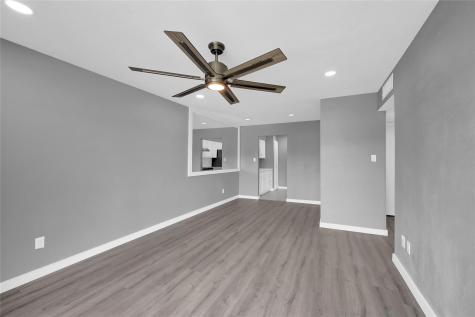 3919 Fairmont Parkway 236 Pasadena TX 77504