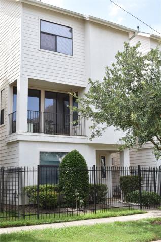 712 Live Oak Street Houston TX 77003