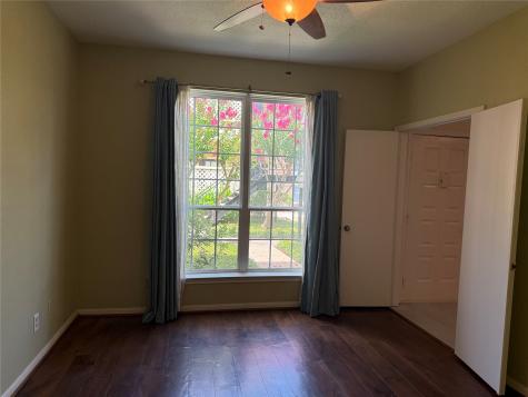 2121 El Paseo Street 2003 Houston TX 77054