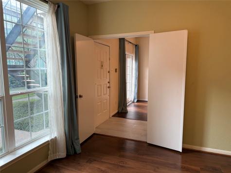 2121 El Paseo Street 2003 Houston TX 77054