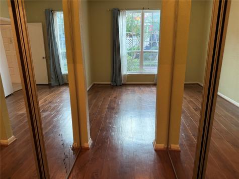 2121 El Paseo Street 2003 Houston TX 77054