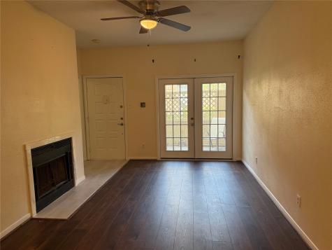 2121 El Paseo Street 2003 Houston TX 77054