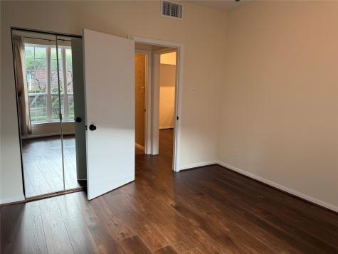 2121 El Paseo Street 2003 Houston TX 77054