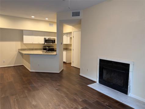 2121 El Paseo Street 2003 Houston TX 77054
