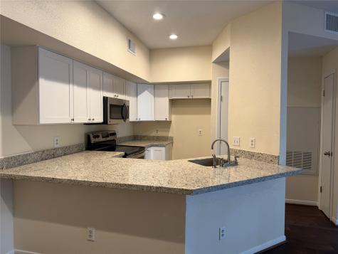 2121 El Paseo Street 2003 Houston TX 77054