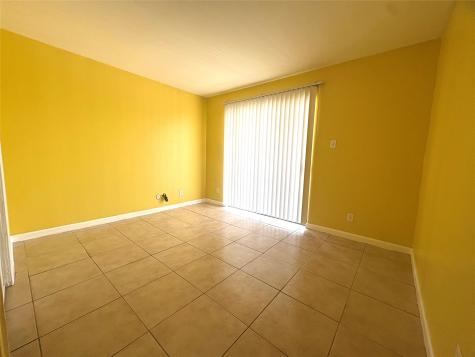 212 Plaza Verde Drive F26 Houston TX 77038