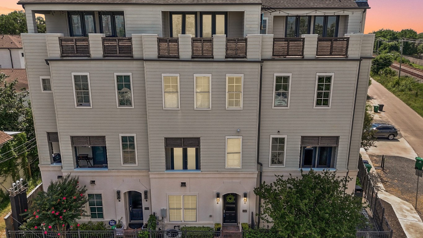 1317 Roy Street Houston TX 77007