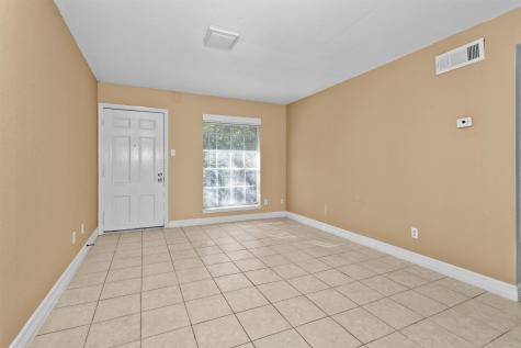 201 W Rosamond Street 61 Houston TX 77076