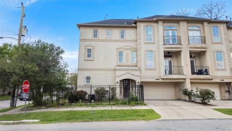 4524 Rose Street Houston TX 77007