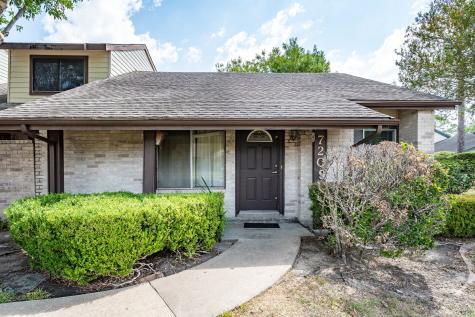 7209 Westbranch Drive Houston TX 77072
