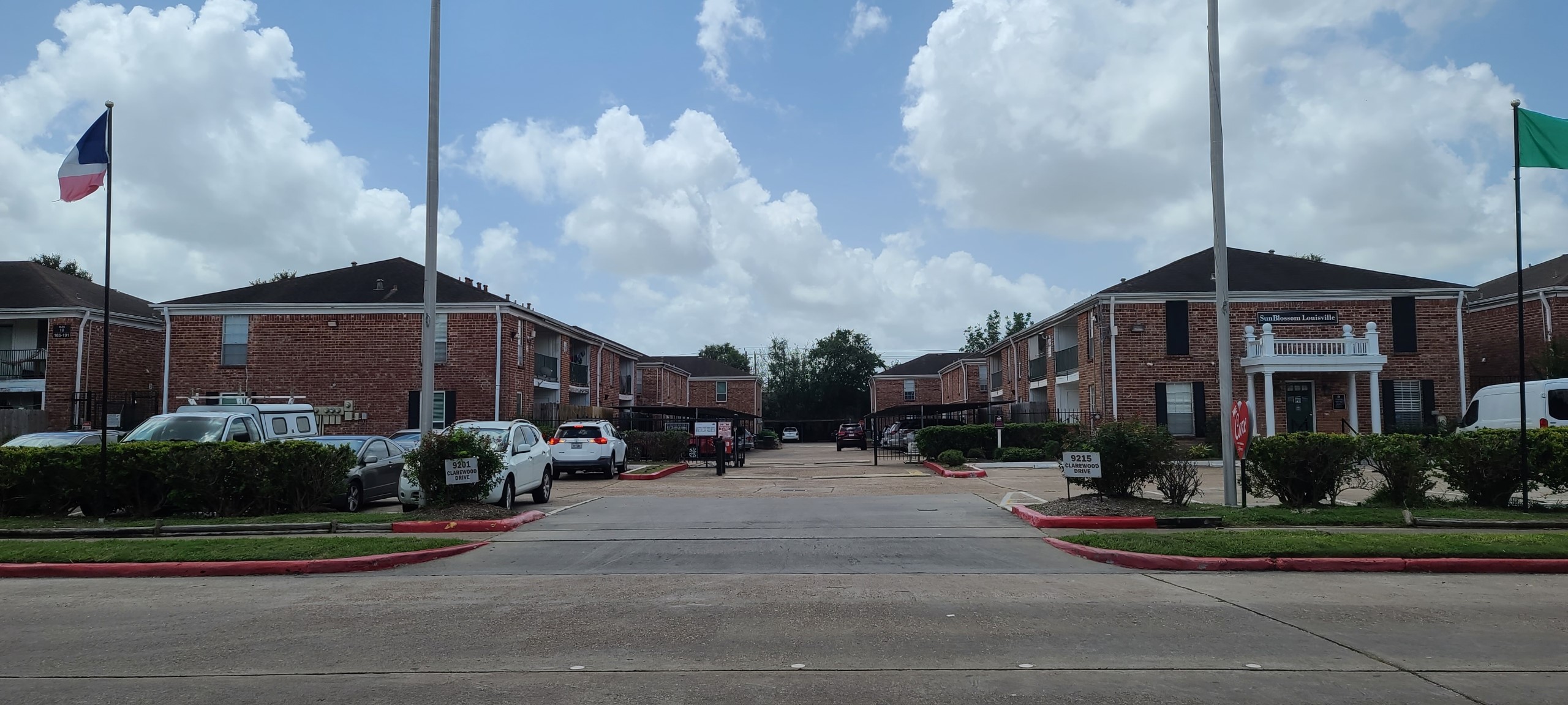 9201 Clarewood Drive 203 Houston TX 77036
