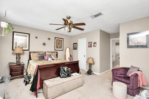 13958 Hollowgreen Drive 25 Houston TX 77082