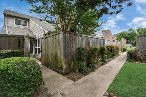 13958 Hollowgreen Drive 25 Houston TX 77082
