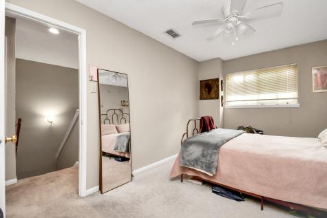 13958 Hollowgreen Drive 25 Houston TX 77082