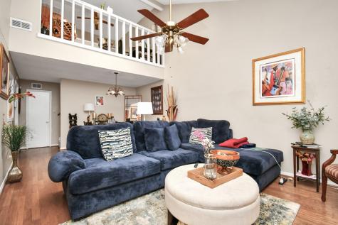 13958 Hollowgreen Drive 25 Houston TX 77082